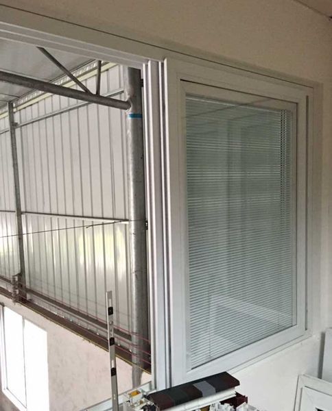 3 tracking sliding UPVC window