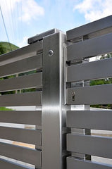 Modern Design Motorized Automatic Aluminum Driveway Gate Louver Fence Gate For Home And Garden