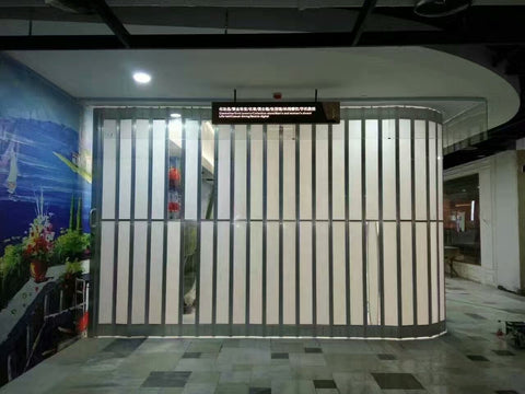 Sliding Polycarbonate Crystal Folding Door/auto shop folding shutter door/bulletproof plastic door on China WDMA